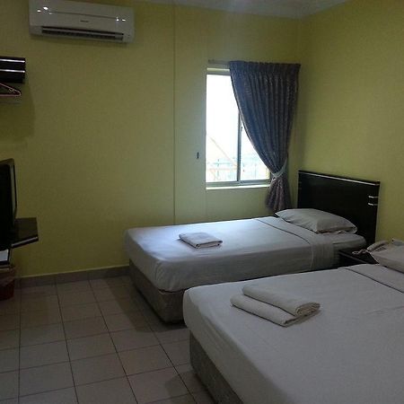 Hotel Tourist Kota Kinabalu Exterior foto