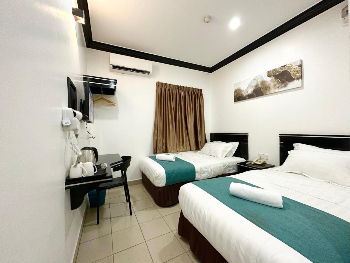 Hotel Tourist Kota Kinabalu Exterior foto