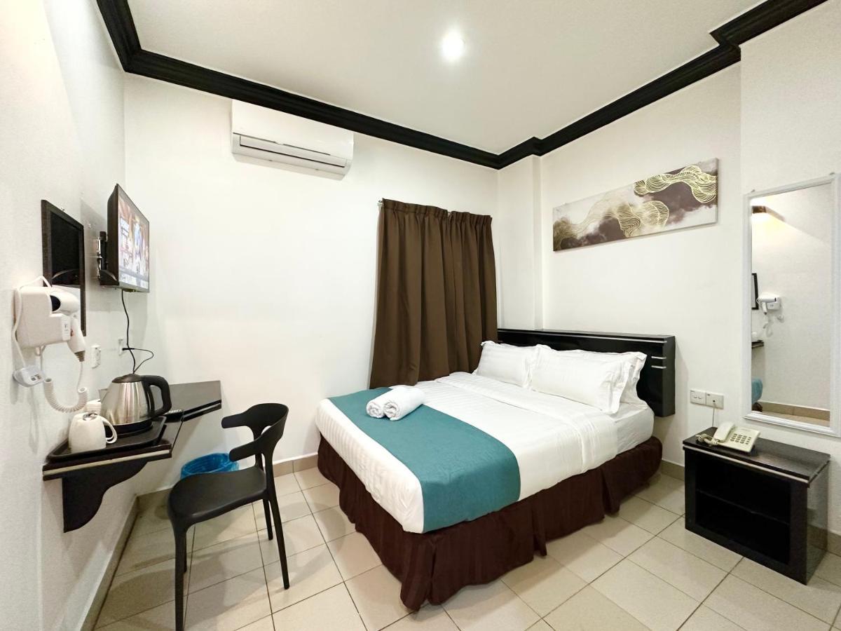 Hotel Tourist Kota Kinabalu Exterior foto