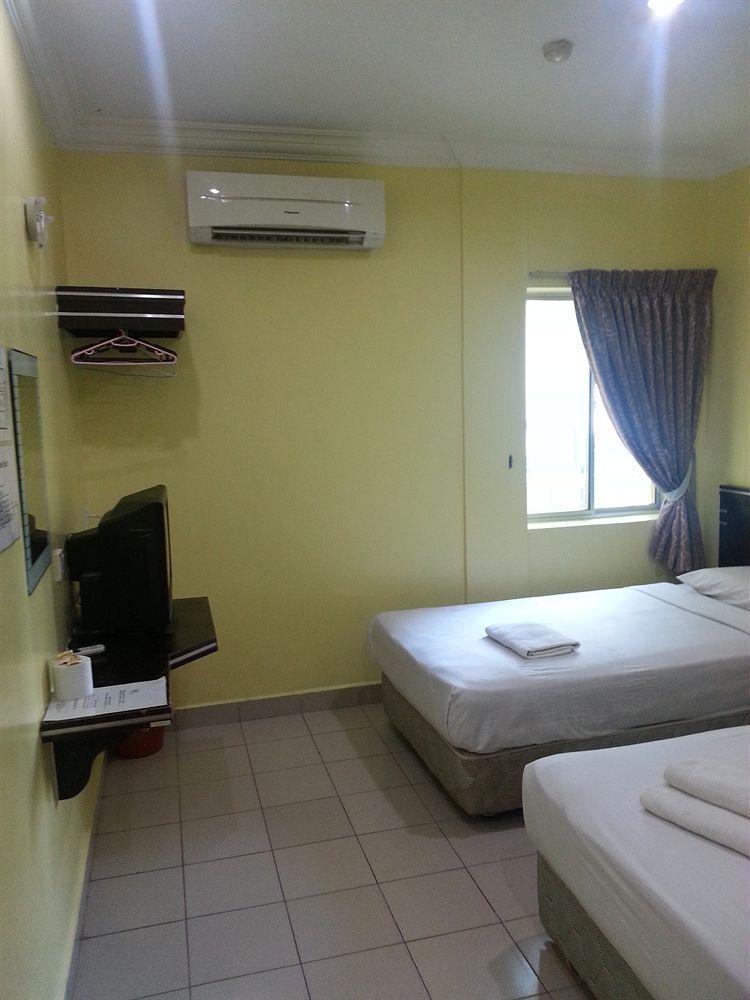Hotel Tourist Kota Kinabalu Exterior foto
