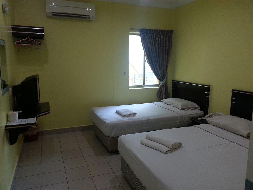Hotel Tourist Kota Kinabalu Exterior foto