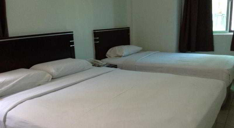 Hotel Tourist Kota Kinabalu Exterior foto
