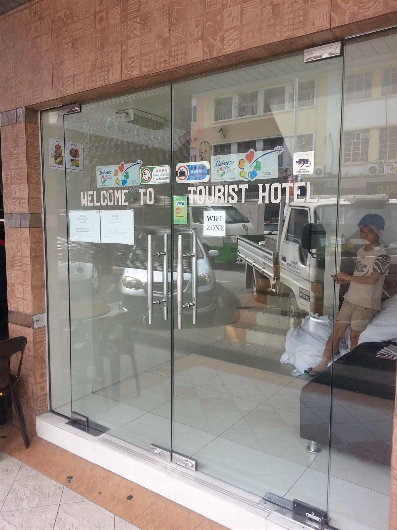 Hotel Tourist Kota Kinabalu Exterior foto
