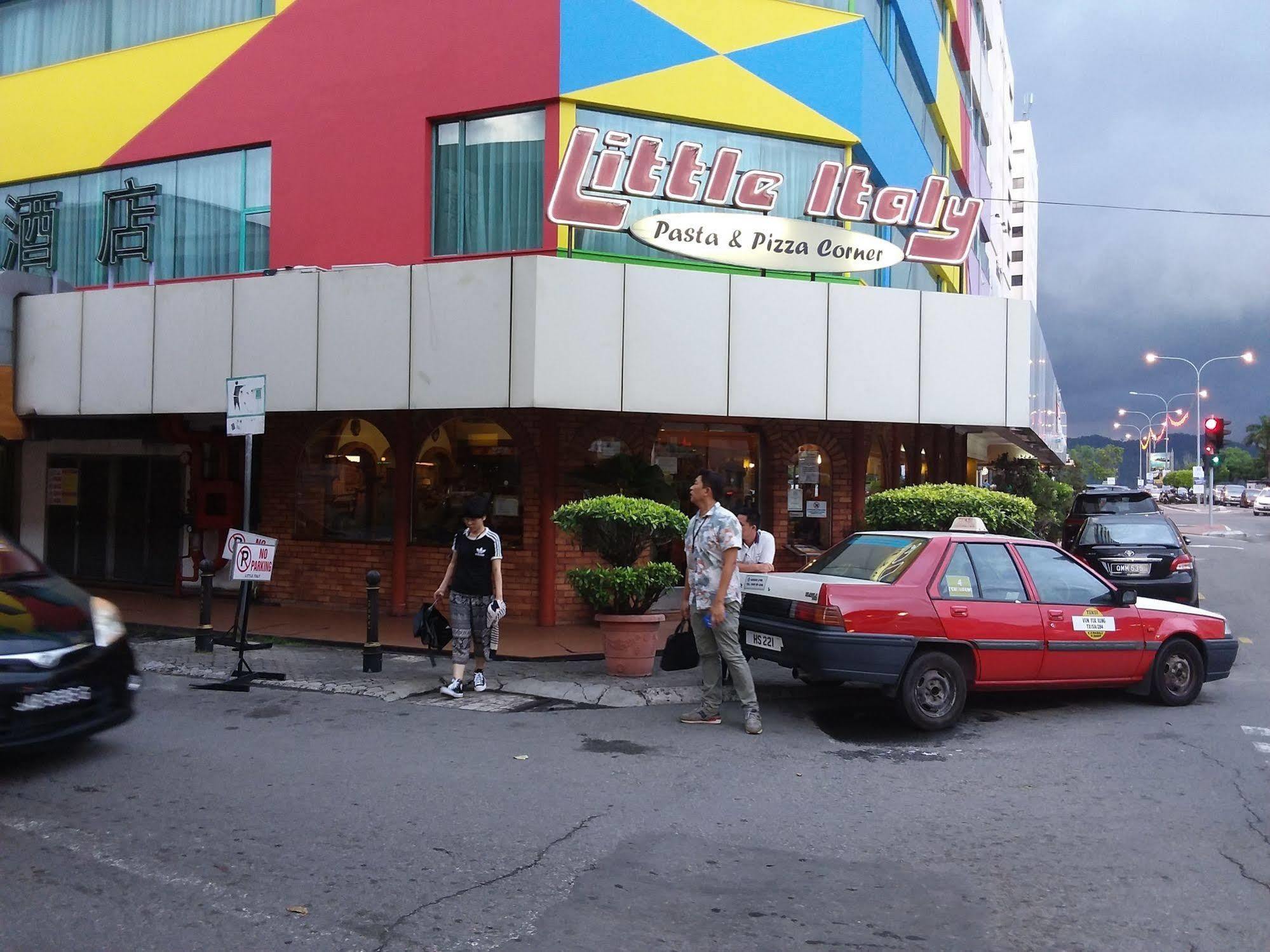 Hotel Tourist Kota Kinabalu Exterior foto